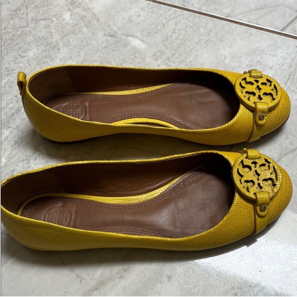 Tory Burch | Women’s Size 7.5 Mini Miller Reptile Mustard Yellow Ballet Flats - Picture 7 of 11